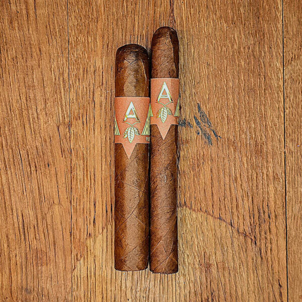Artista Cigars Puro Ambar in two vitolas