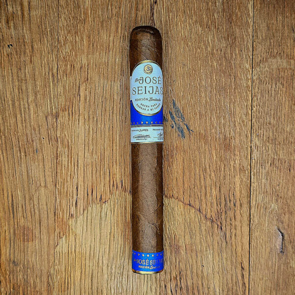Matilde Para Jose Seijas cigar on it's own